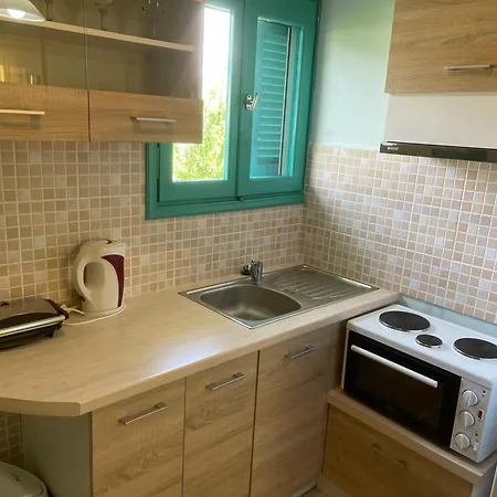 Mouragio Apartment