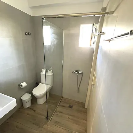 Mouragio Apartment
