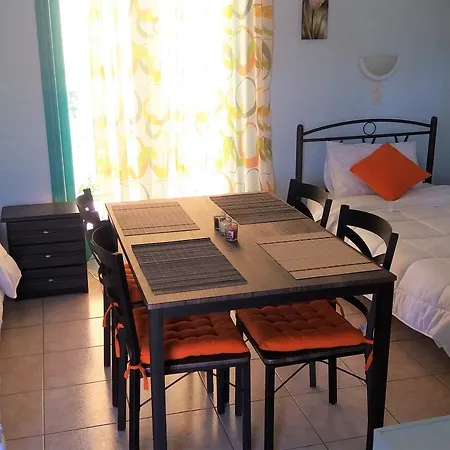 Mouragio Apartment